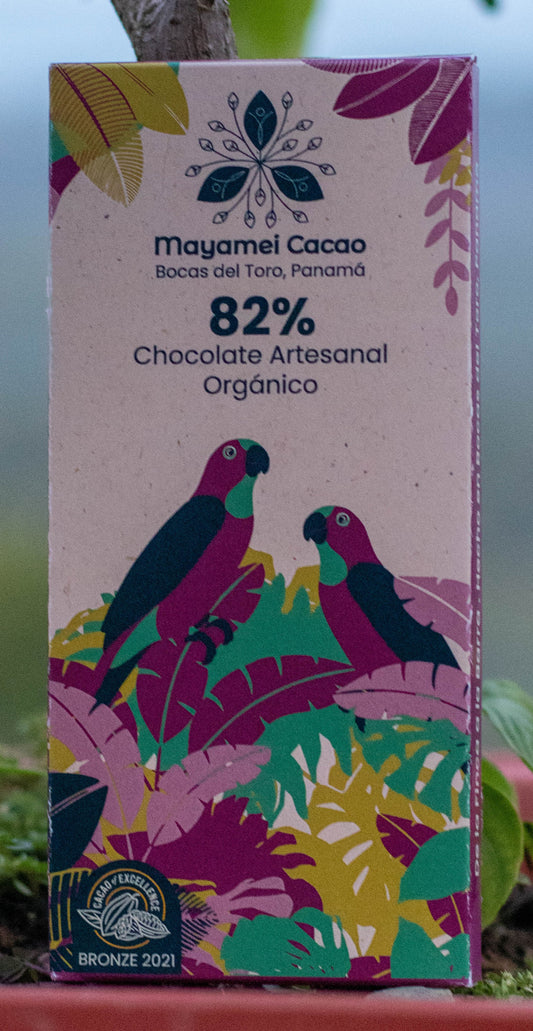 Barra 82%: Un Tributo al Cacao y a la Biodiversidad 50g
