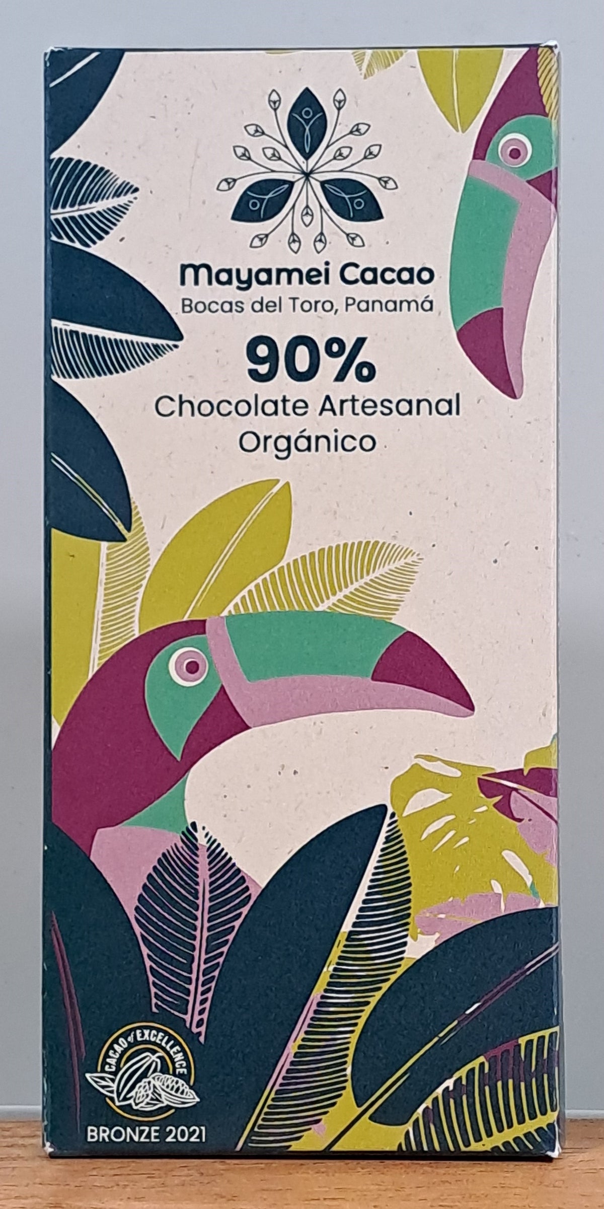 Barra 90%: Intensidad y Belleza Inspiradas en el Trópico, 50g.